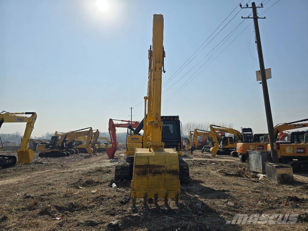 Komatsu PC240-8 Верижен екскаватор