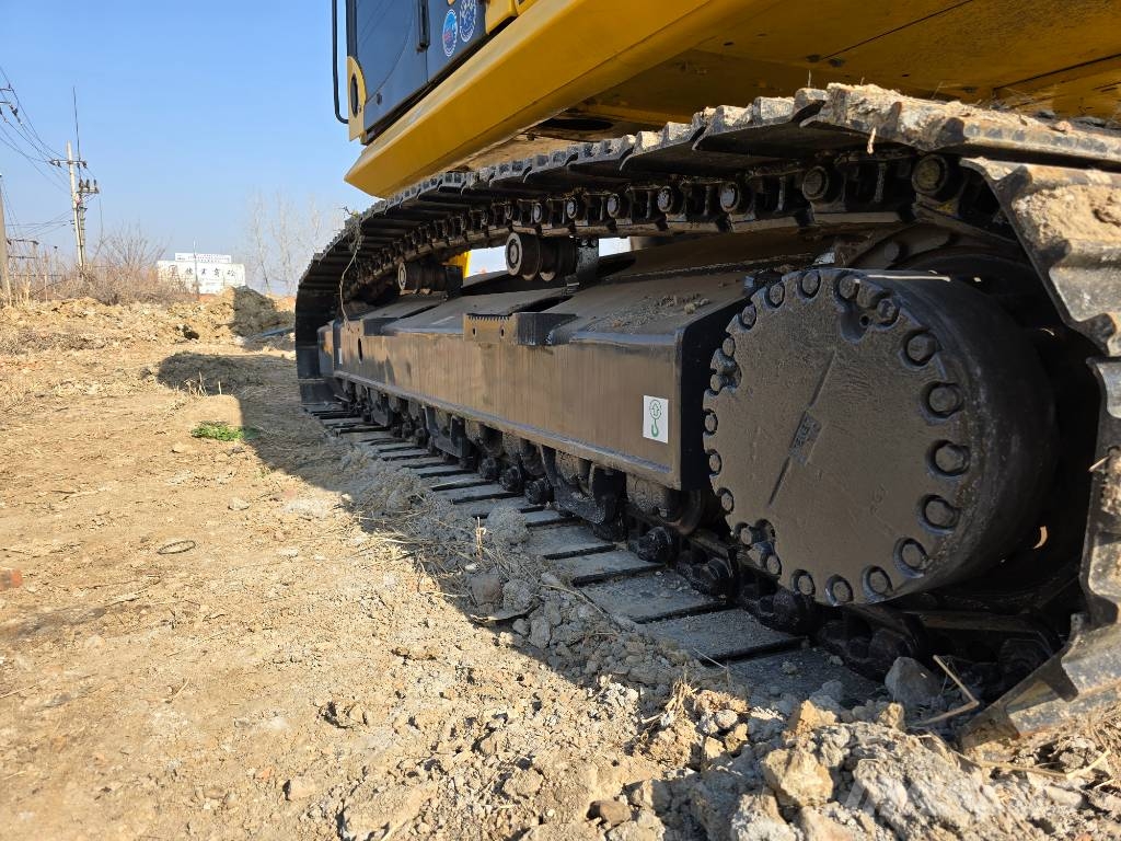 Komatsu PC240-8 Верижен екскаватор