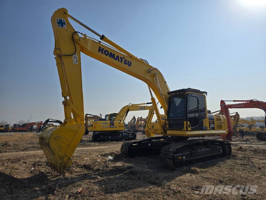 Komatsu PC240-8 Верижен екскаватор