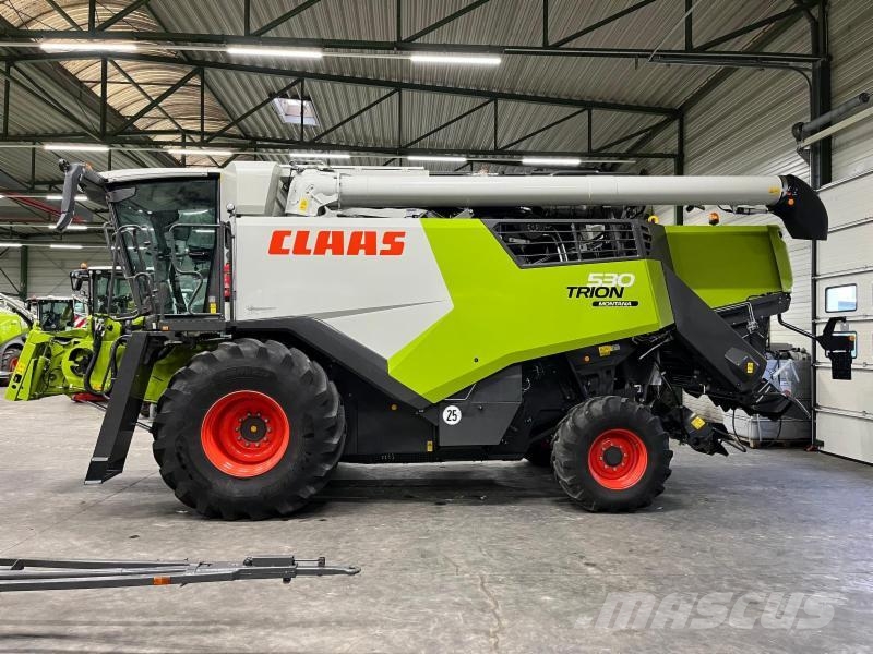 CLAAS TRION 530 MONTANA Combine harvesters