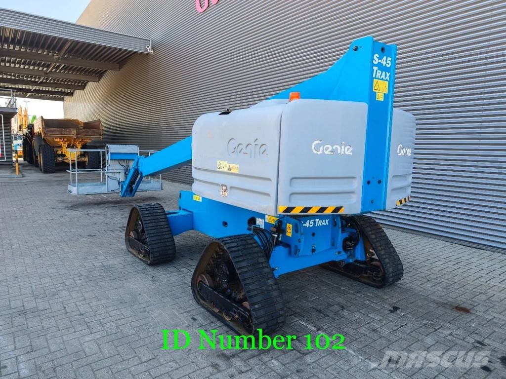 Genie S-45 Trax 4x4 Teleskopske dvižne ploščadi