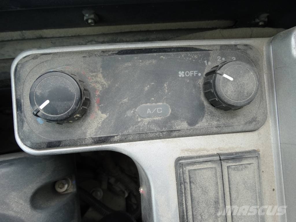 Sunward SWE 35 UF Miniescavatori