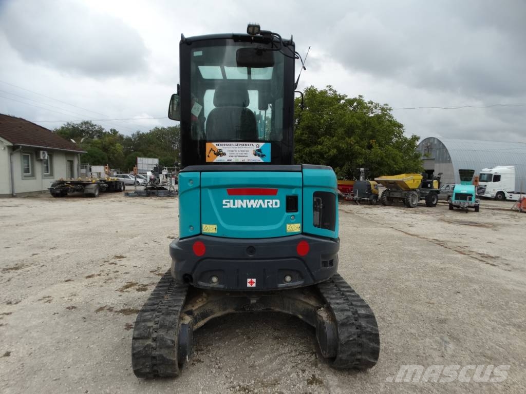 Sunward SWE 35 UF Miniescavatori
