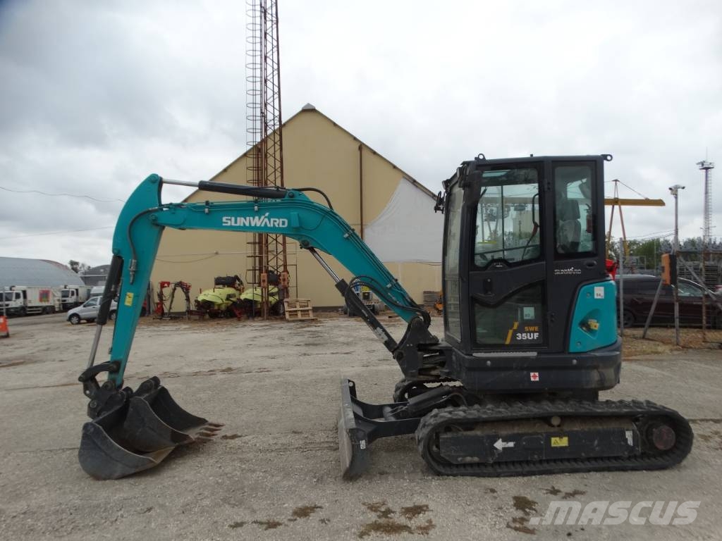 Sunward SWE 35 UF Miniescavatori