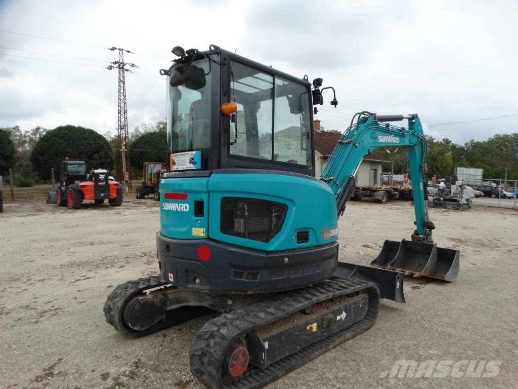 Sunward SWE 35 UF Miniescavatori