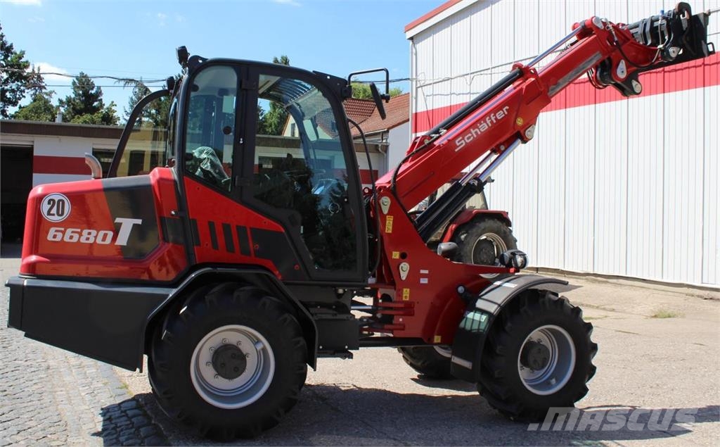 Schäffer 6680 T-3 mit Kabine フロントローダーとディガー