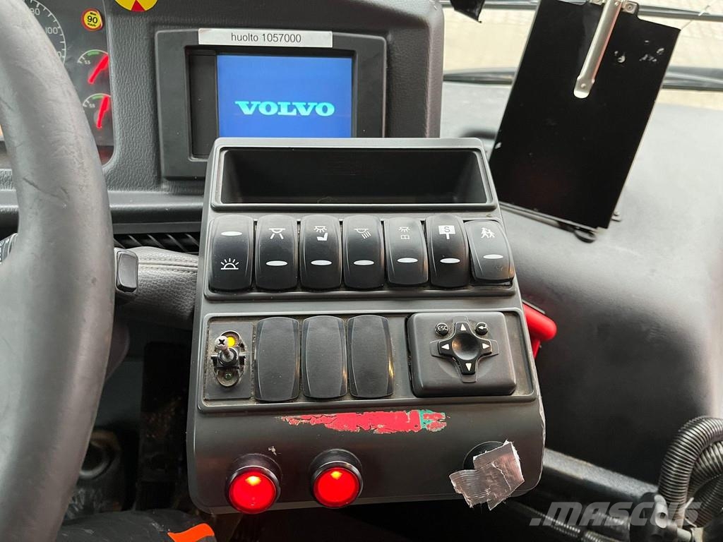 Volvo B12B 8500 6x2*4 EURO 5 / AC / AUXILIARY HEATING Градски автобуси