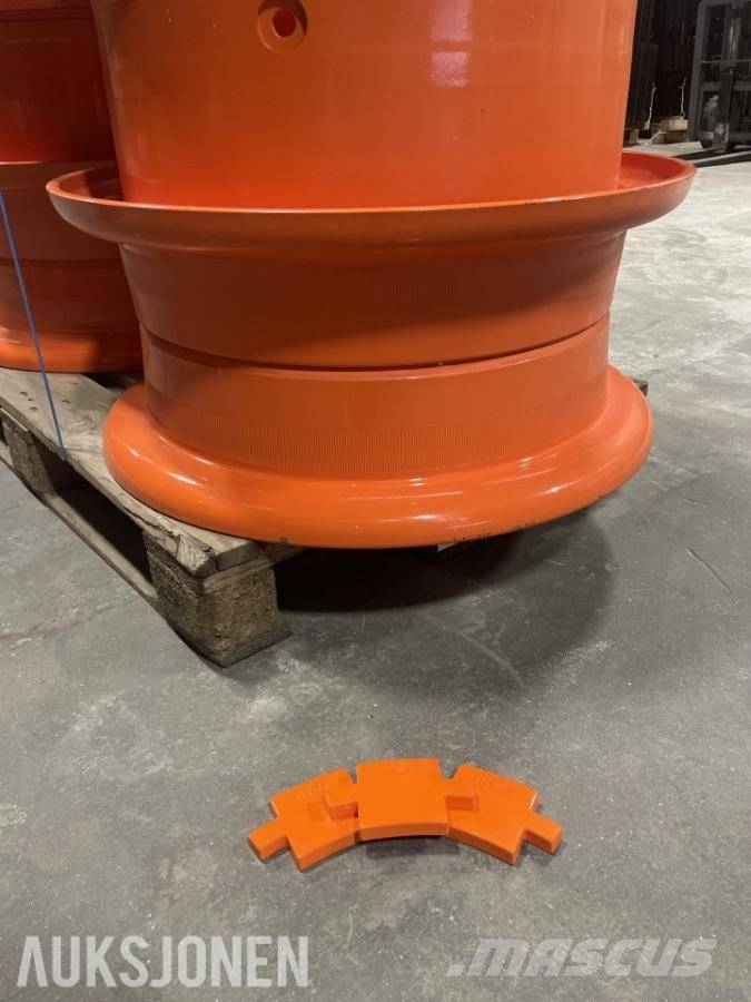 Doosan DA30 (23.5R25) 3stk felger Neumáticos, ruedas y llantas