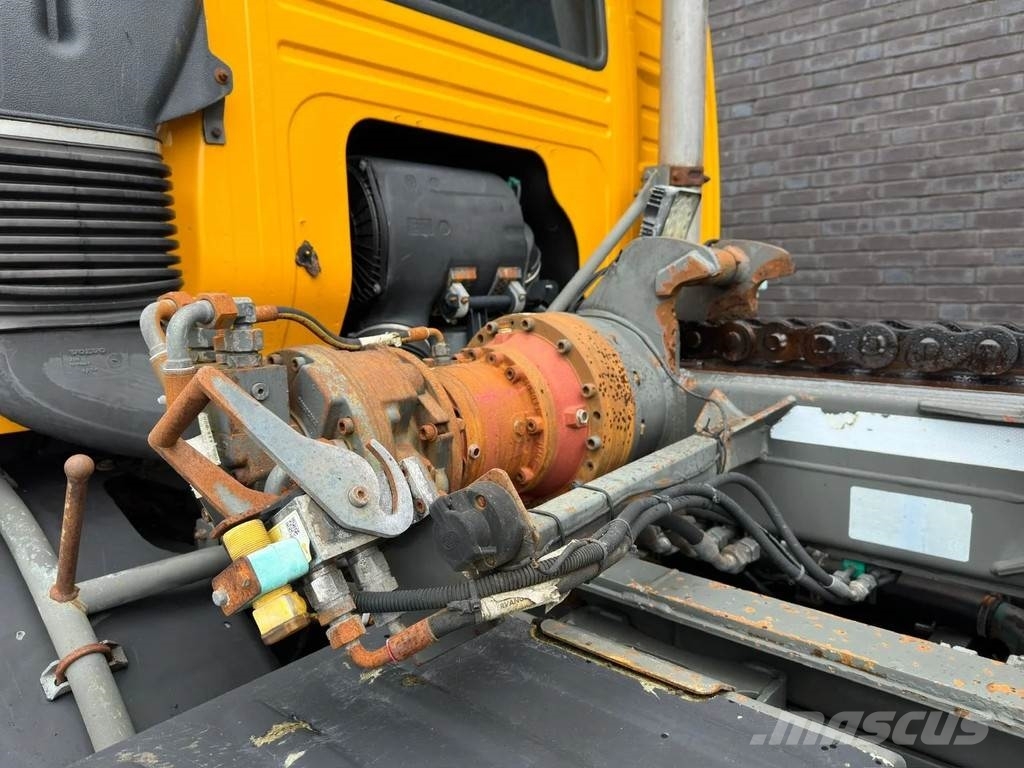 Terberg FM 2850 10X4 KETTING/CHAIN/KETTENSYSTEM/CONTAINER Rol kiper kamioni sa kukom za podizanje tereta