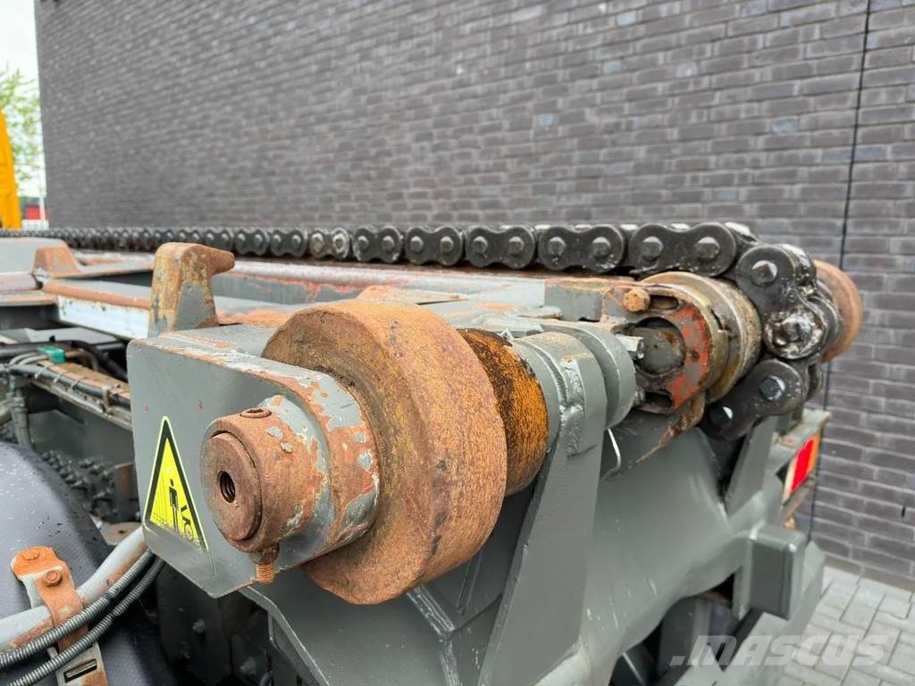 Terberg FM 2850 10X4 KETTING/CHAIN/KETTENSYSTEM/CONTAINER Rol kiper kamioni sa kukom za podizanje tereta