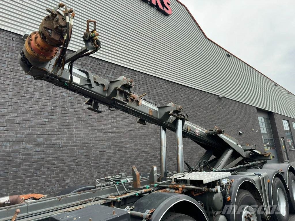 Terberg FM 2850 10X4 KETTING/CHAIN/KETTENSYSTEM/CONTAINER Rol kiper kamioni sa kukom za podizanje tereta