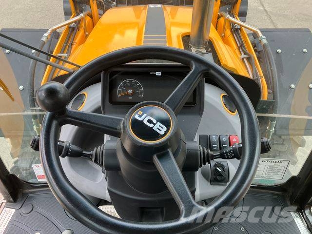JCB 4CX Pro AEC Dual Drive Backhoe loaders