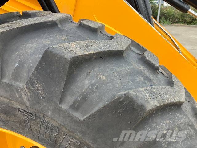 JCB 4CX Pro AEC Dual Drive Backhoe loaders