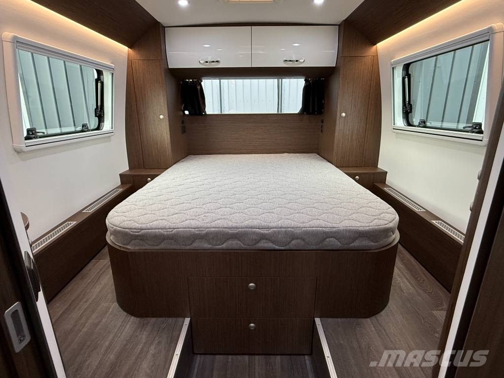 Volvo 9900. Motorhome! Andre busser