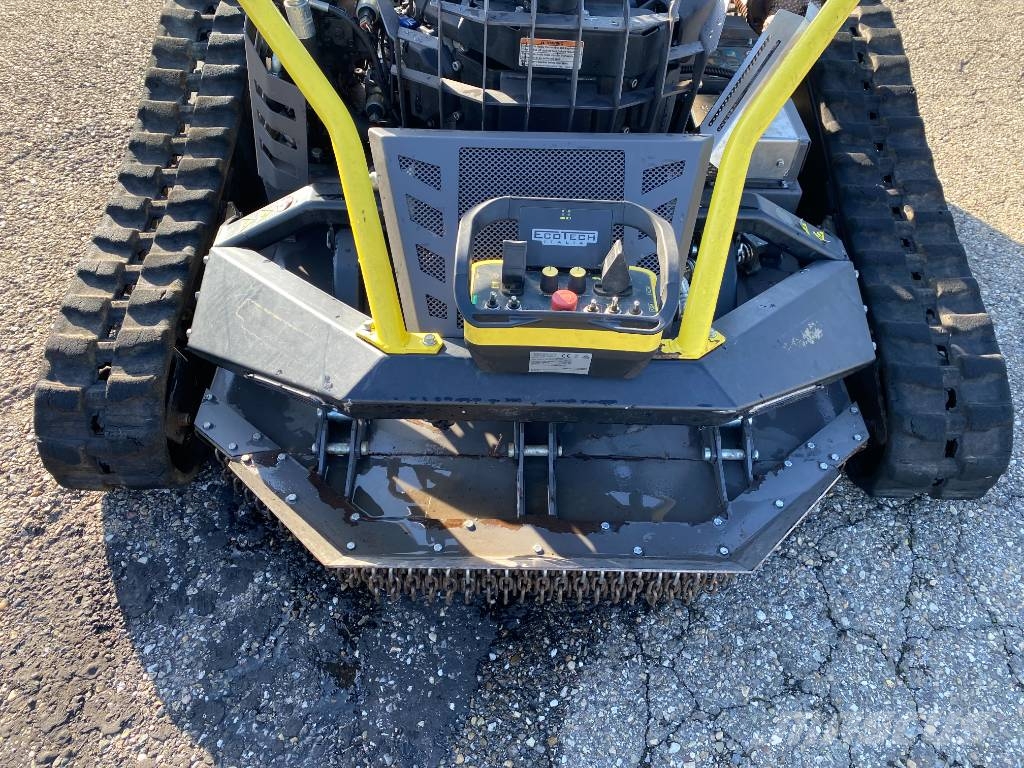 ECOTECH H27 Panther 1er Main endommagée Robot kosilice