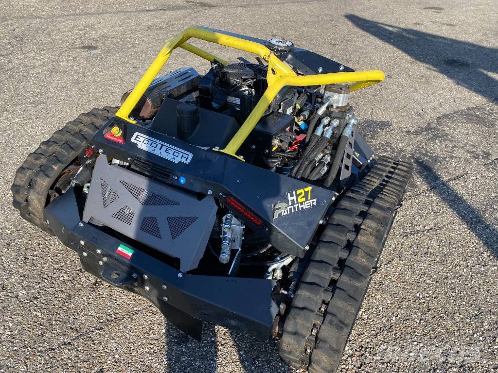 ECOTECH H27 Panther 1er Main endommagée Robot kosilice