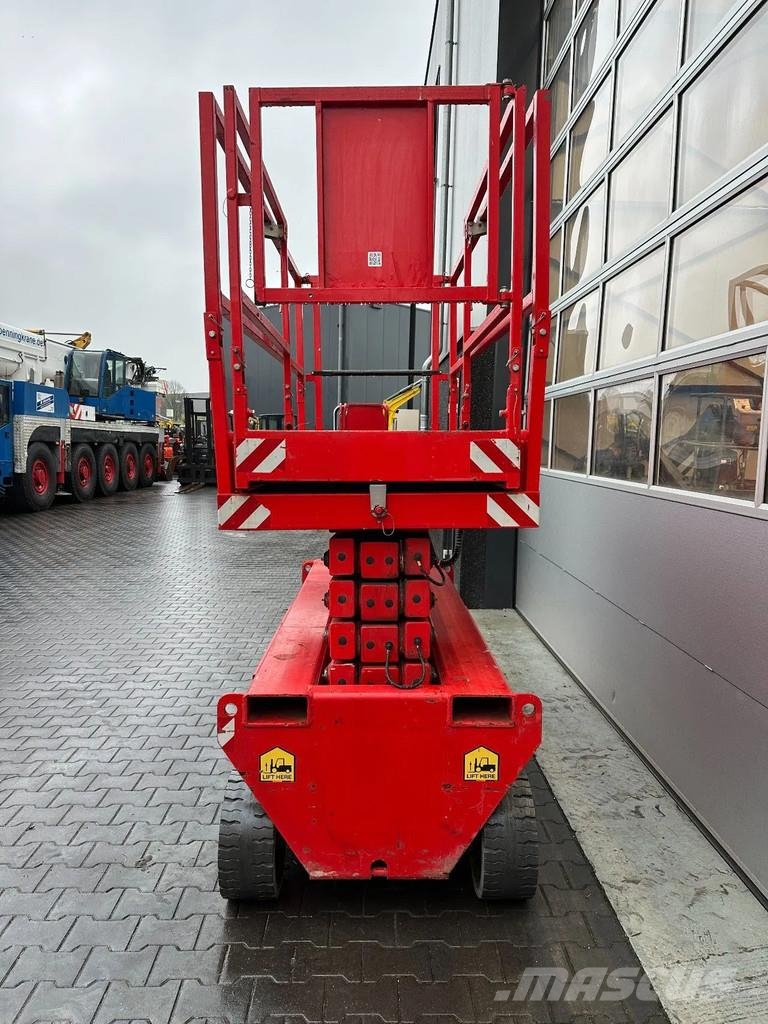Holland Lift Ecostar HL-9710 Nůžková zvedací plošina
