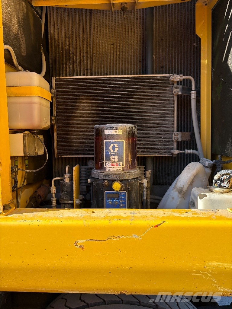 Komatsu PW160 Bagri na kolesih
