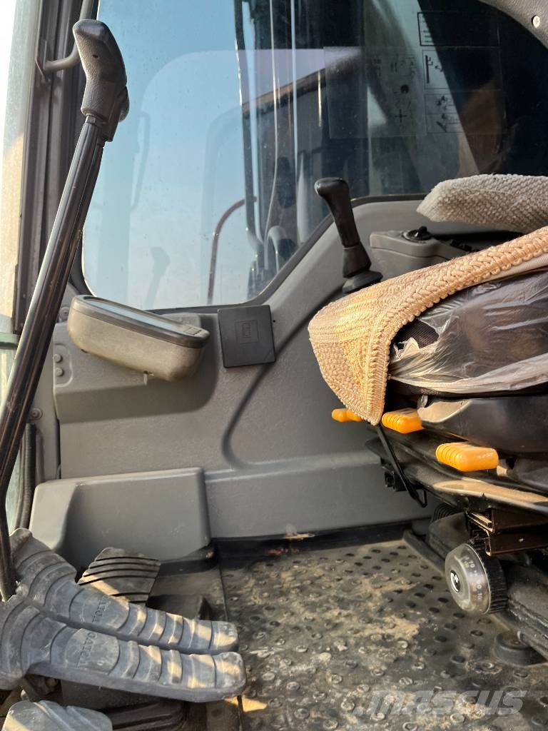 Volvo EC 290 Roomikekskavaatorid