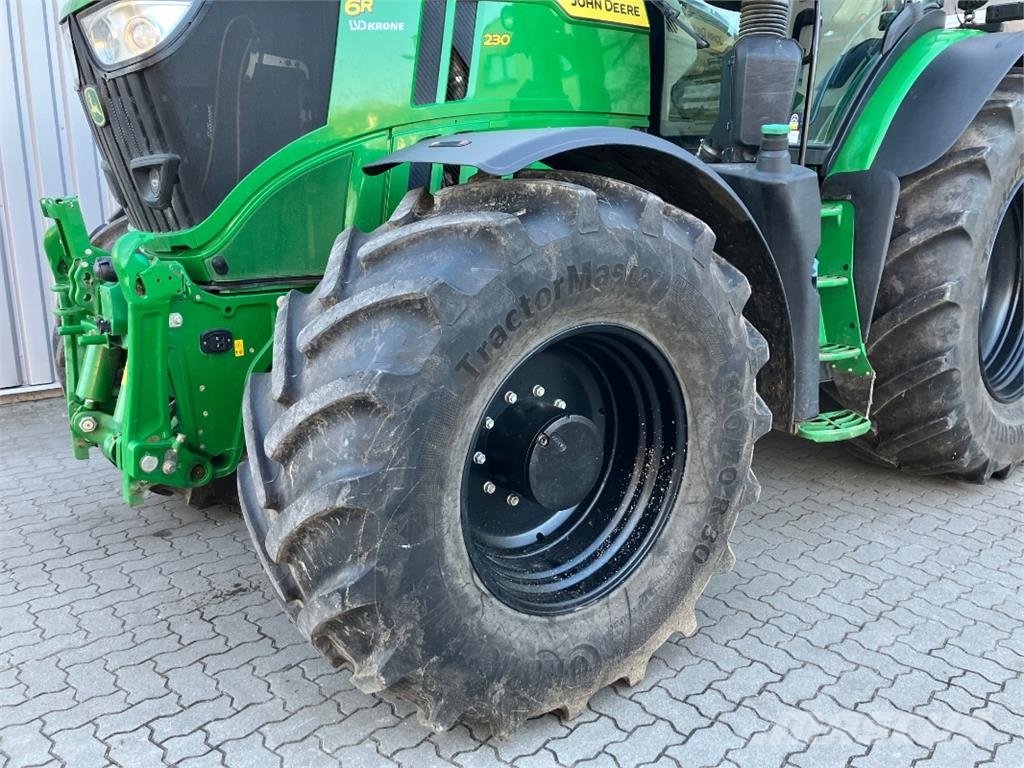 John Deere 6R 230 Traktori