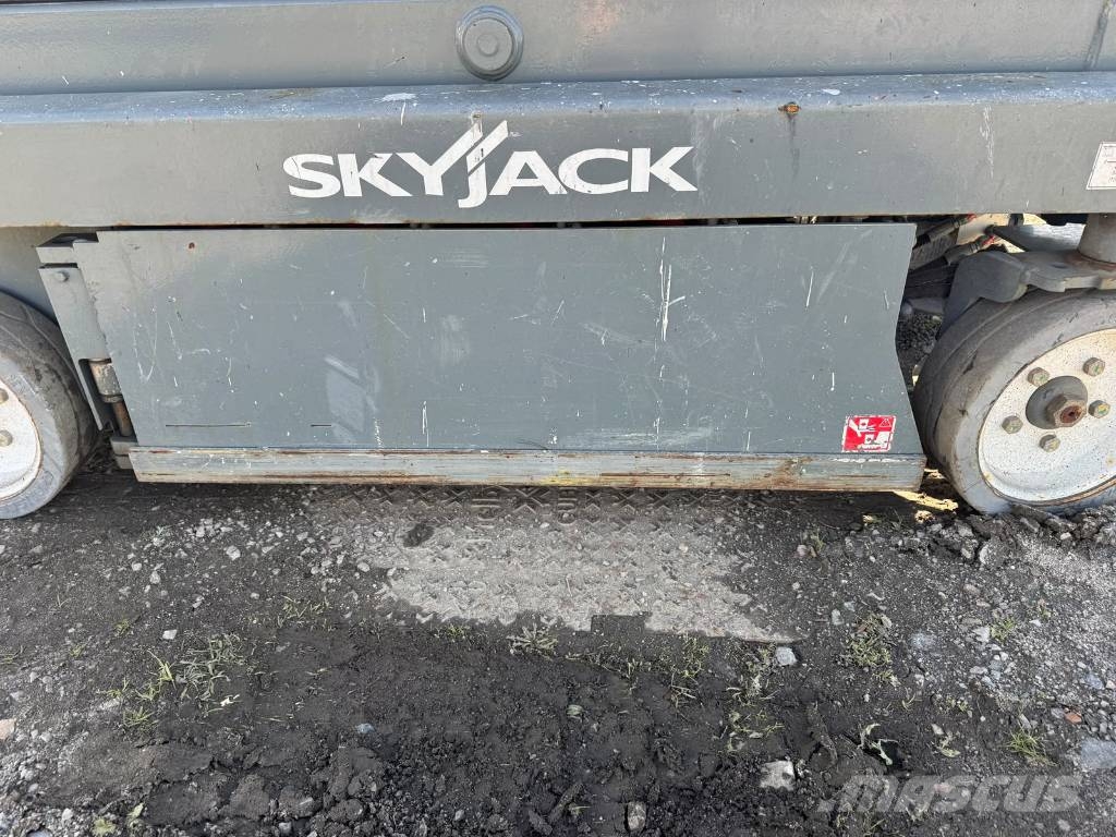 SkyJack SJ 3219 Scheren-Arbeitsbühnen