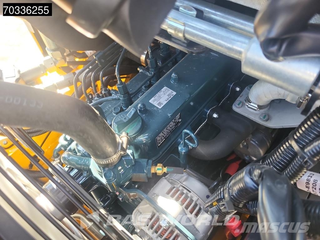 JCB 403 SP FACTORY WARRANTY – GIANT COUPLER - KUBOTA لوادر بعجل
