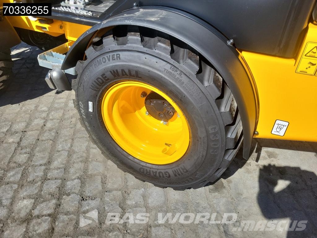 JCB 403 SP FACTORY WARRANTY – GIANT COUPLER - KUBOTA لوادر بعجل