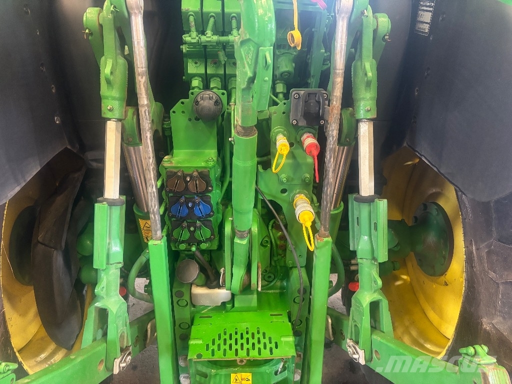 John Deere 6130 R Tractors