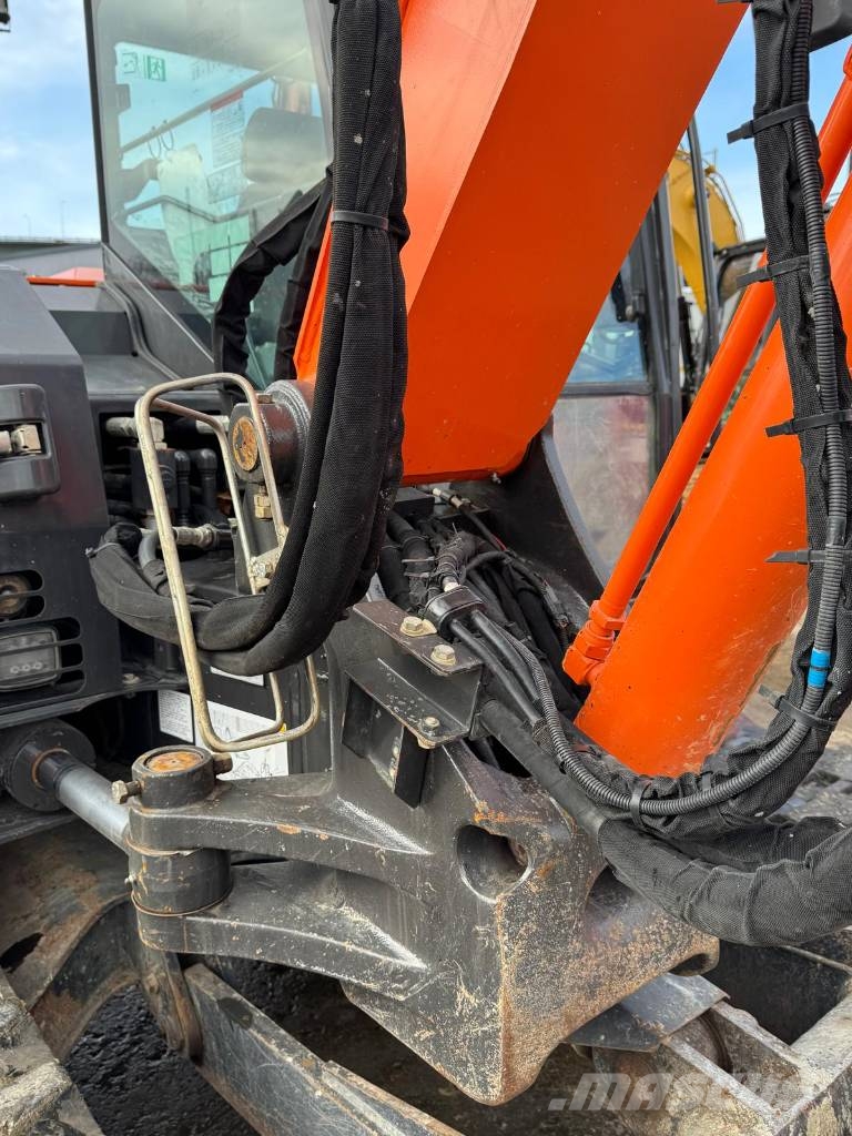 Hitachi ZX 85 US B-6 Midi excavators 7t - 12t