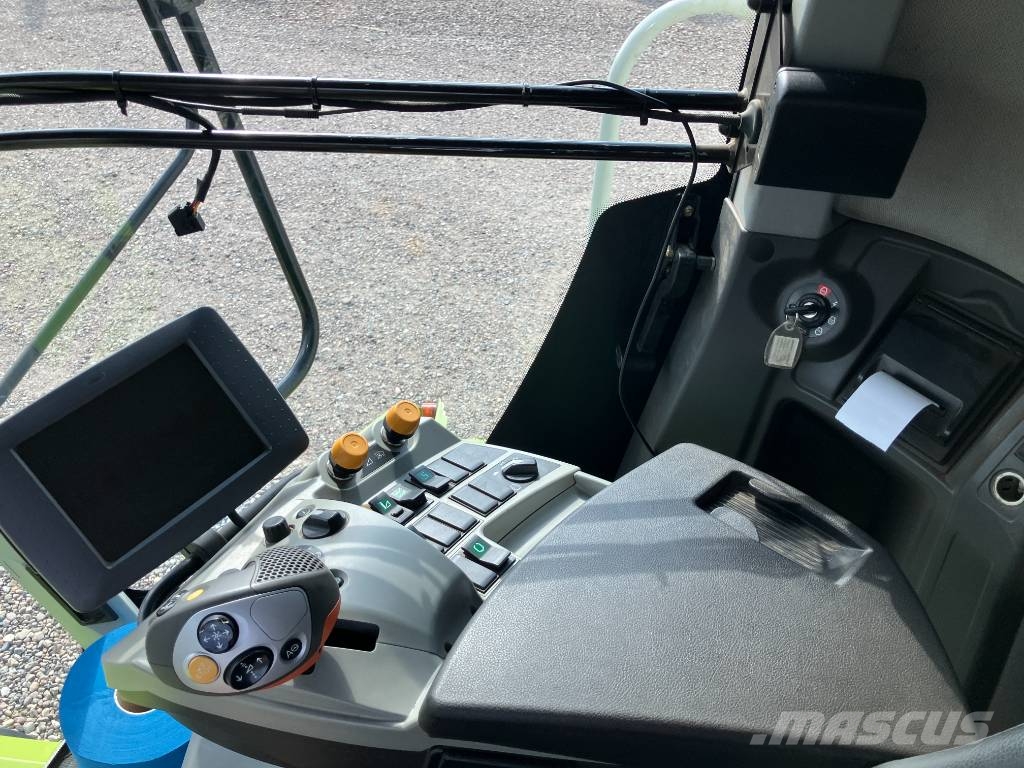 CLAAS Lexion 750 TerraTrac Θεριζοαλωνιστικές μηχανές