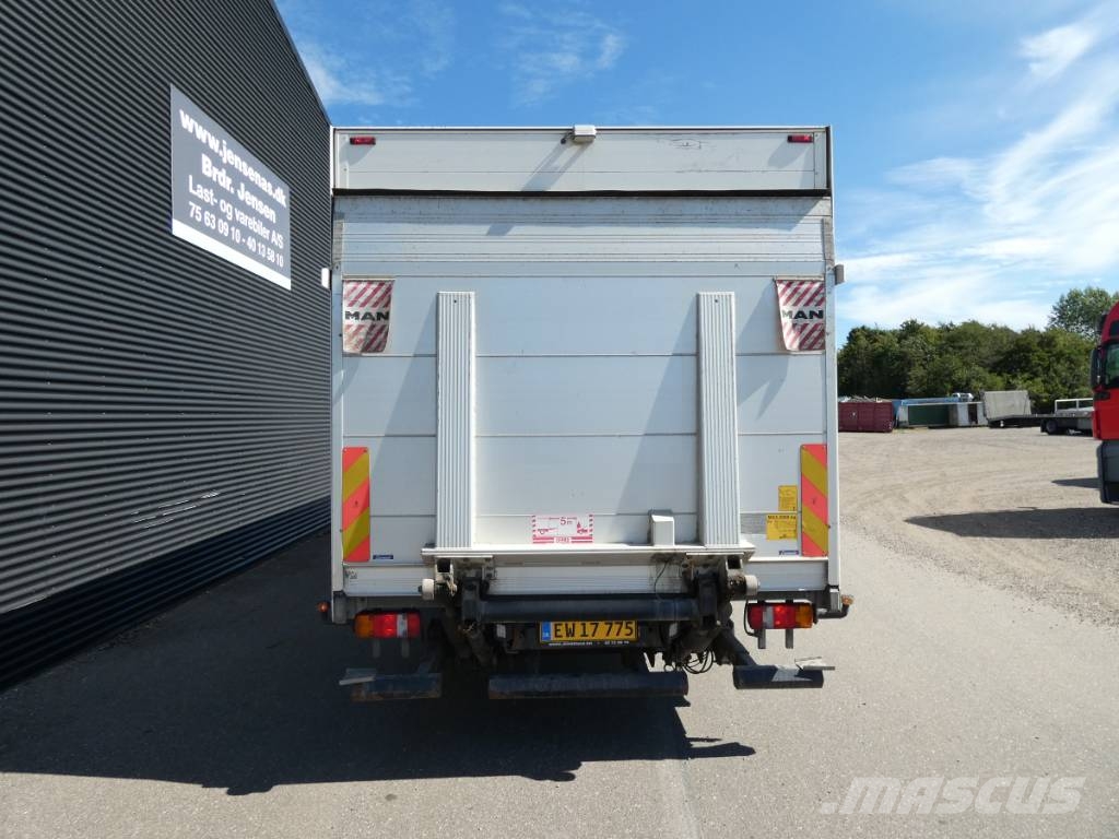 MAN TGL 12.220 Sanduk kamioni