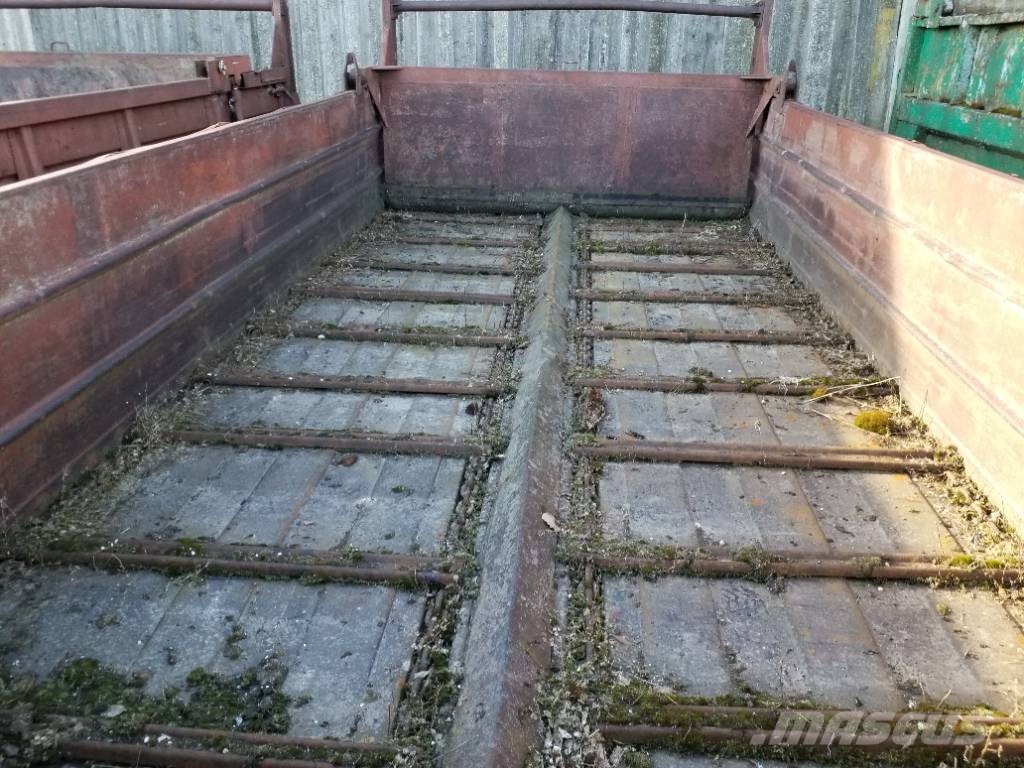 Sõnnikulaotaja PRT-10 Espalhadores de estrume