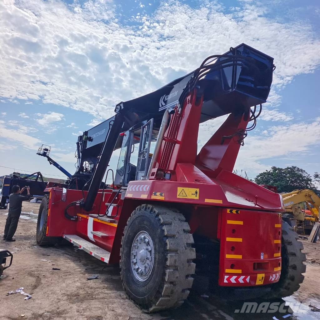 Kalmar DRF 450 the largest‑scale supplier Річстакери