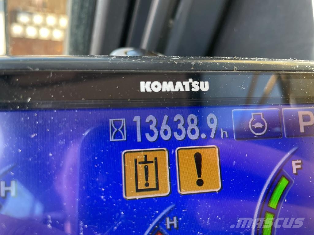 Komatsu PC490LC-10 Εκσκαφείς με ερπύστριες