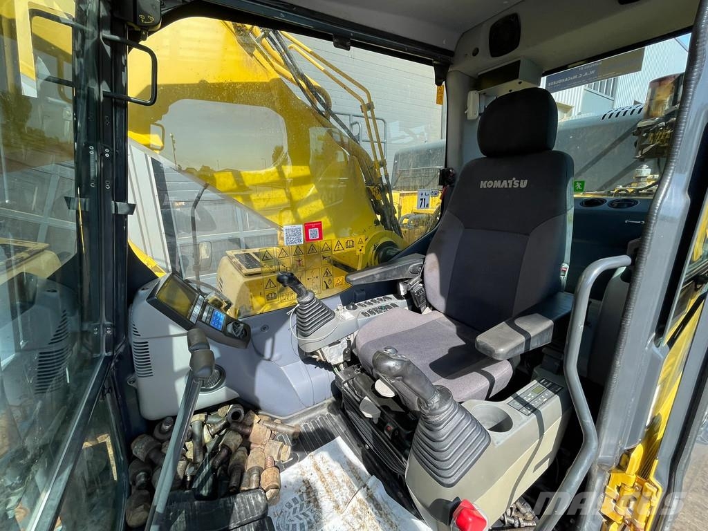 Komatsu PC490LC-10 Εκσκαφείς με ερπύστριες