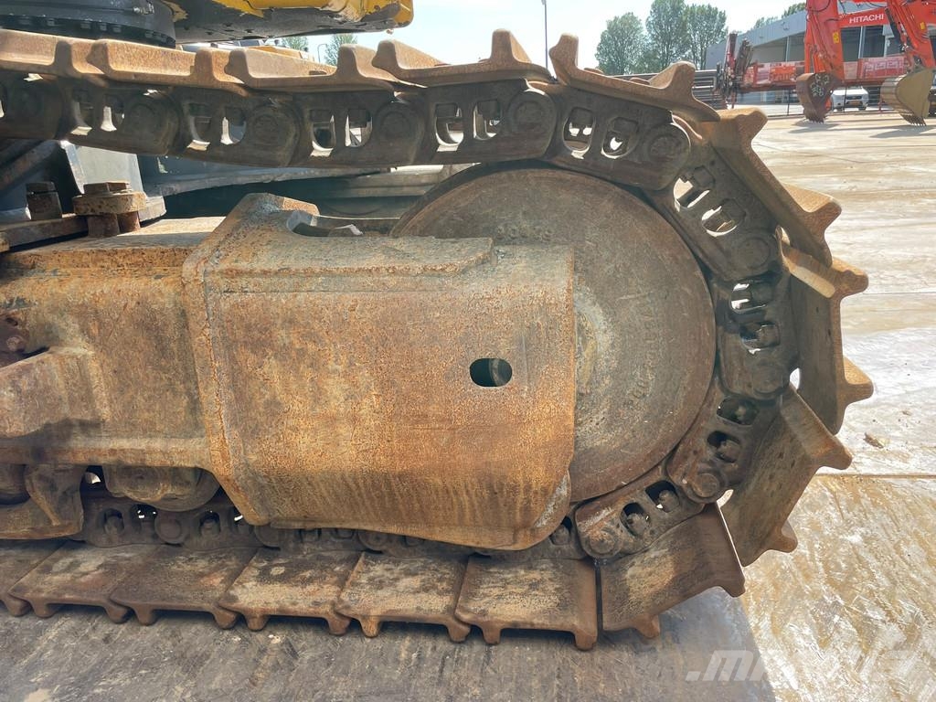 Komatsu PC490LC-10 Εκσκαφείς με ερπύστριες