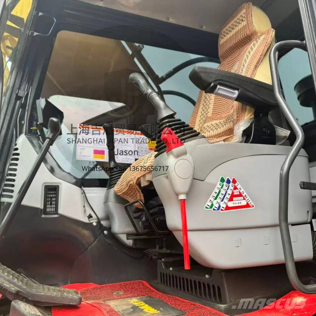 Komatsu PC 270 Гусеничні екскаватори