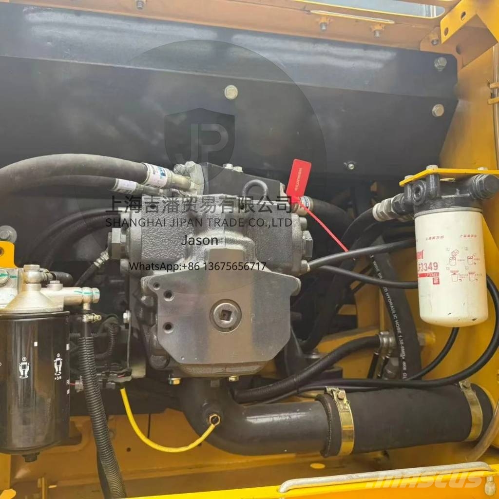 Komatsu PC 270 Гусеничні екскаватори