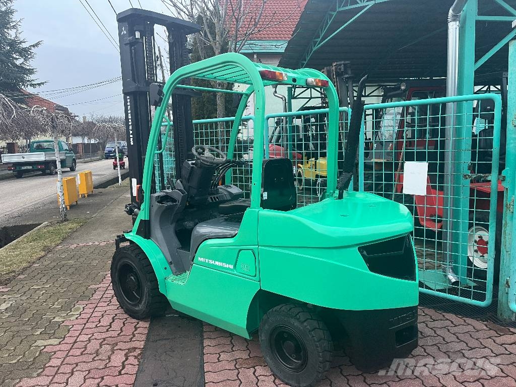 Mitsubishi FD35N V-4249 IO Дизельные погрузчики