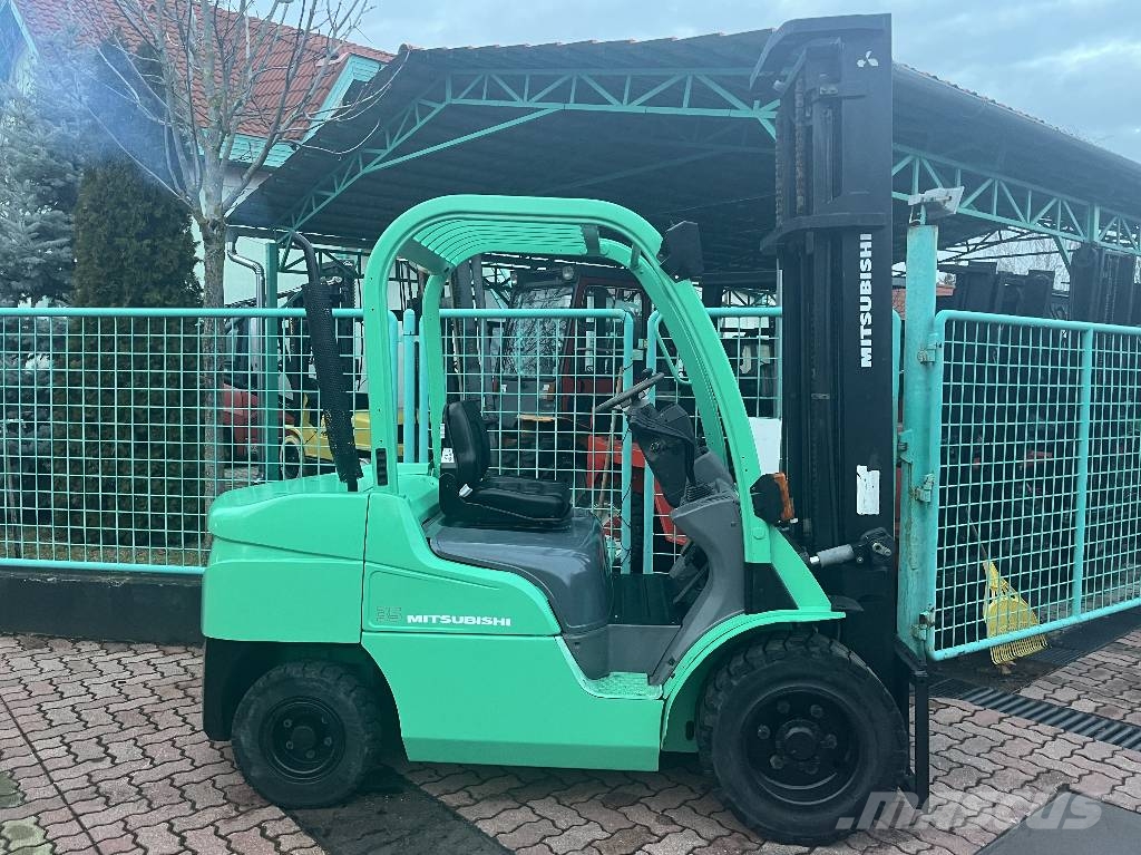 Mitsubishi FD35N V-4249 IO Дизельные погрузчики