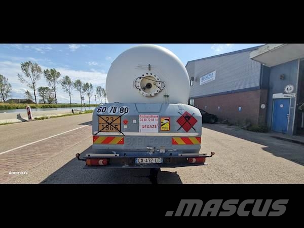 Renault MIDLUM 220 GAS / LPG 運油車