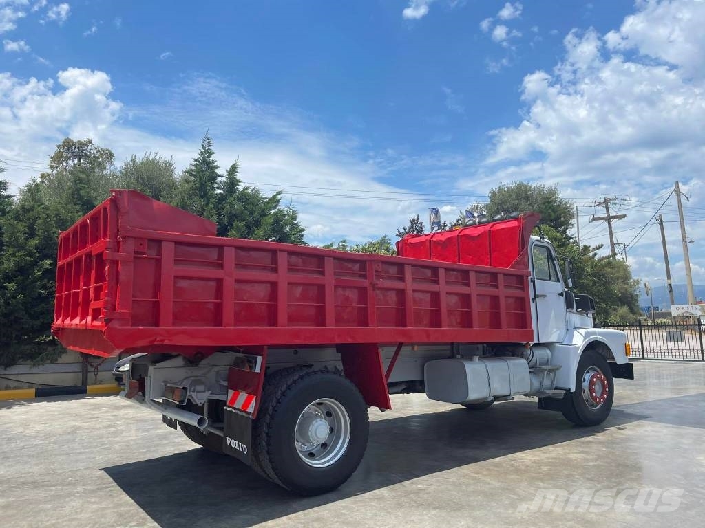 Volvo N10 ST Φορτηγά Ανατροπή
