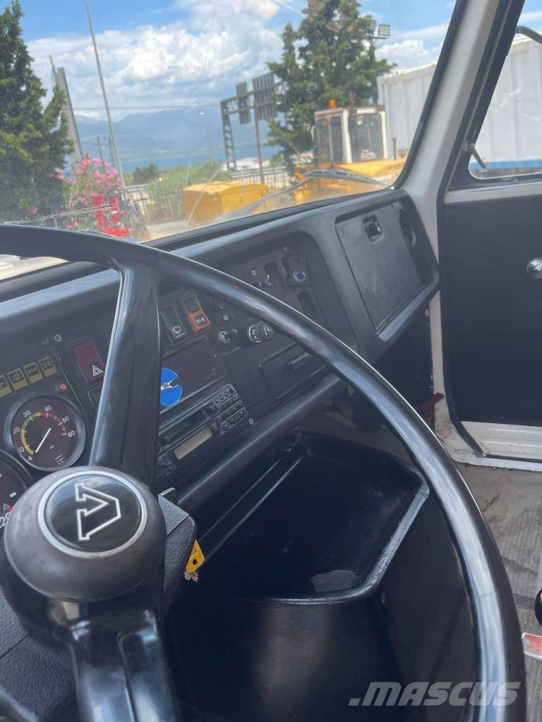 Volvo N10 ST Φορτηγά Ανατροπή
