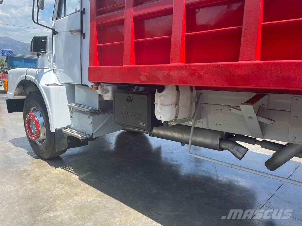 Volvo N10 ST Φορτηγά Ανατροπή