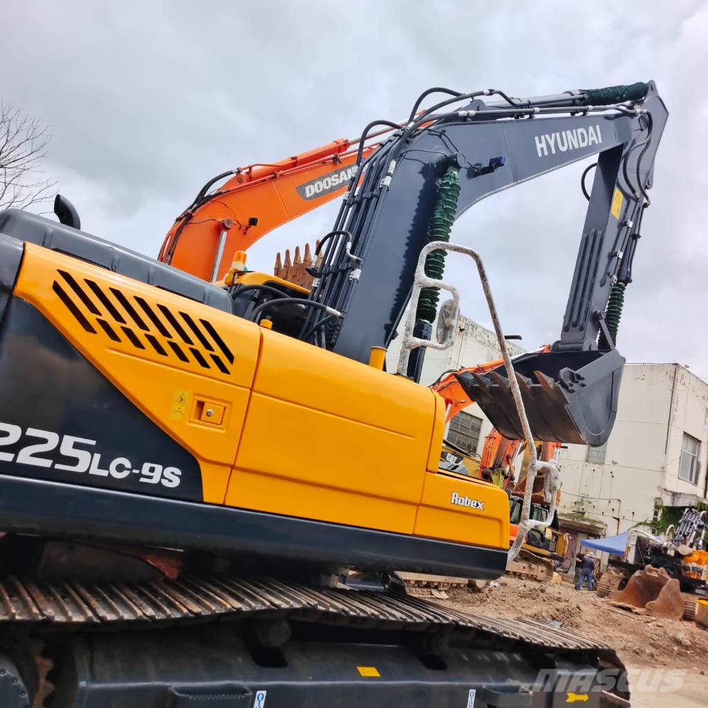 Hyundai 225LC-9S made in Korea Crawler excavators
