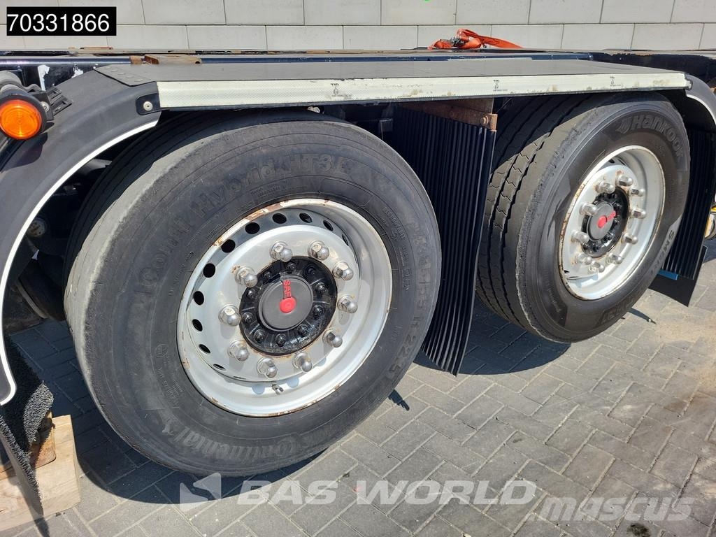 D-tec VCC-06 Container semi-trailers