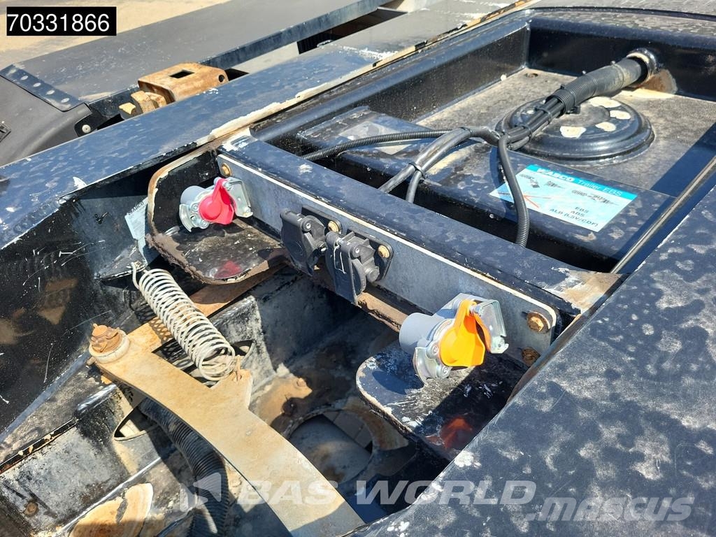 D-tec VCC-06 Container semi-trailers