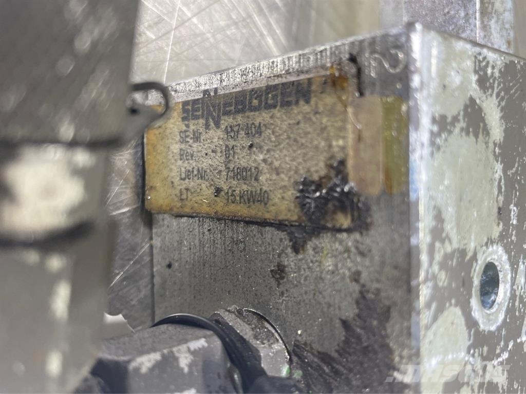 Sennebogen 835E-157404-Control valve/Wegeventil/Ventiel 유압식 기계
