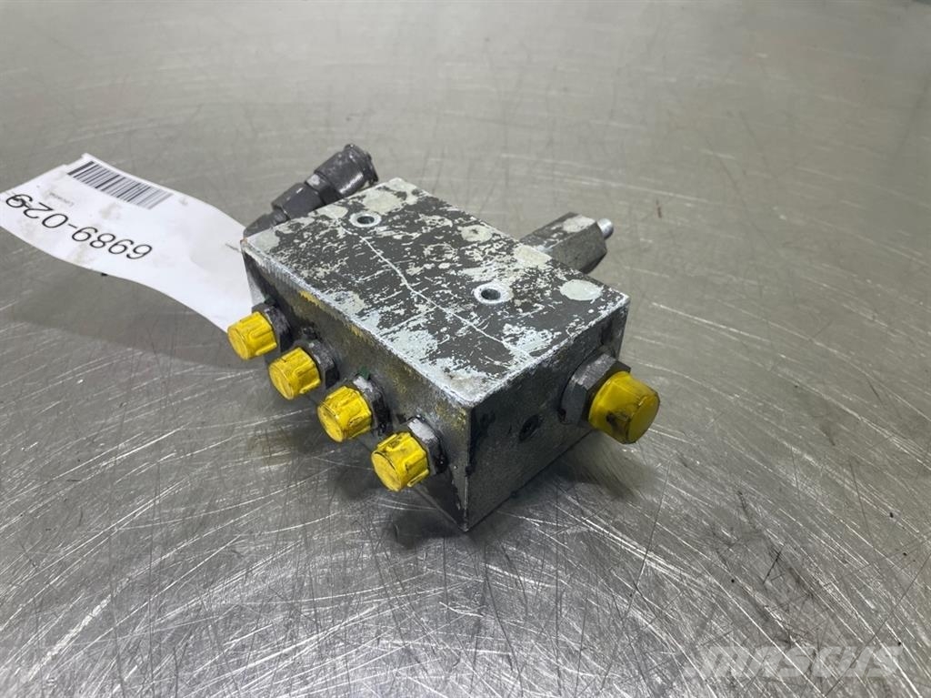 Sennebogen 835E-157404-Control valve/Wegeventil/Ventiel 유압식 기계