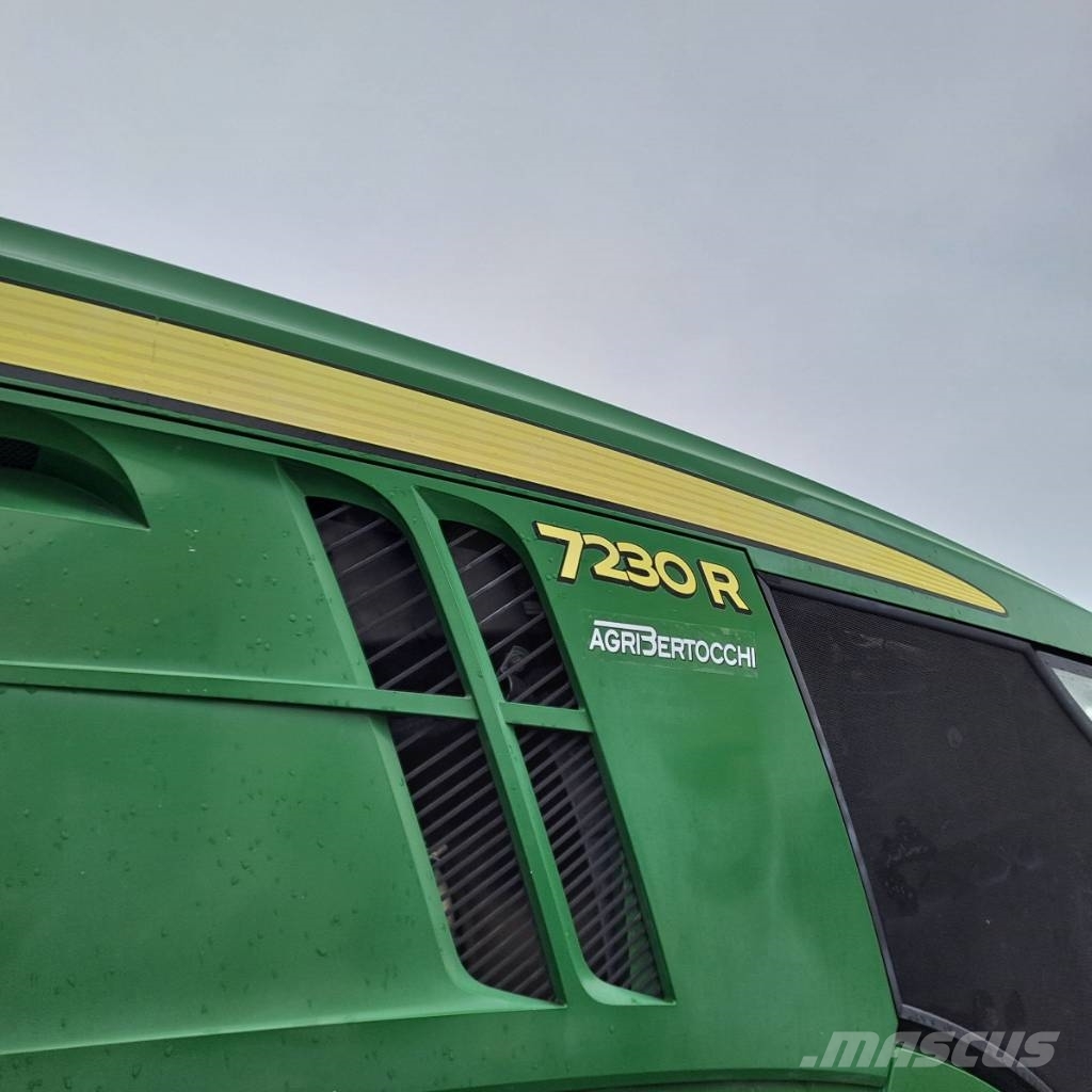 John Deere 7230 R Traktori